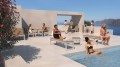 Vier-Sitzer-Bank Hellerup auf sonniger Terrasse bei Pool.