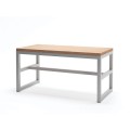 Table d'extérieur Hellerup 150 cm, plateau en bois avec structure métallique.