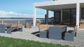 Indre By Jardinière d'Extérieur de 85 l sur une terrasse moderne avec des bancs et une table en bois.