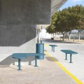 Poubelle de rue Sydhavn installée dans un espace public moderne.