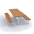 Banc et table en acier galvanisé avec surface en bois.