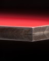 Rote HPL Platte Dicke 6 mm in Nahaufnahme, modernes Design.