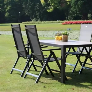 Moderne Design Tragbare Metallrahmenstühle Klappbares Outdoor- und Indoor-Patio-Möbelset für Küche, Home Office, Esszimmer