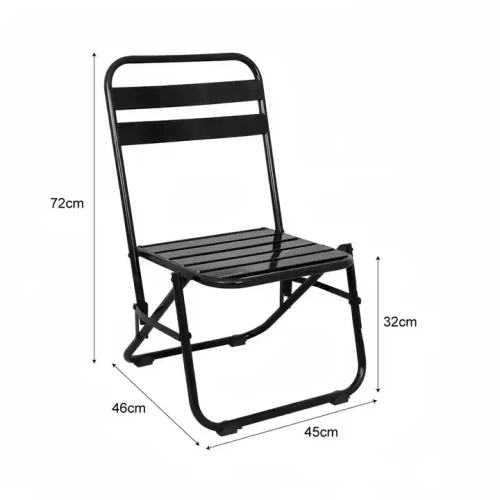 Chaise pliante en métal noir avec dossier, dimensions incluses.