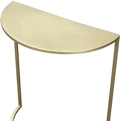 Table basse semi-circulaire moderne avec cadre en métal doré et plateau en marbre.
