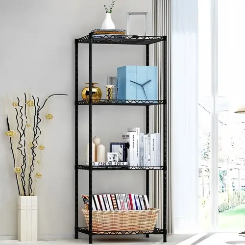 Modernes Handgefertigtes Indoor Outdoor Metallrahmen 4-Ebenen Bücherregal im Wohnzimmer.