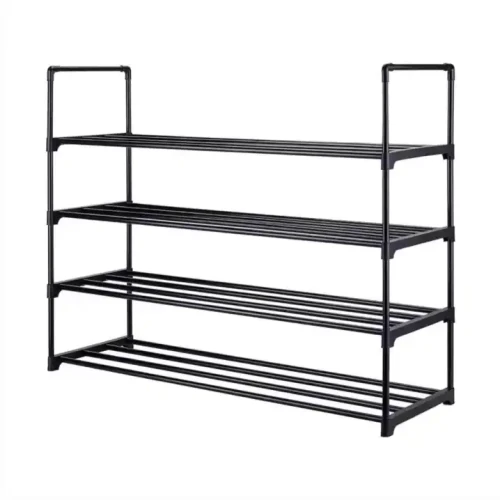Étagère à chaussures en métal noir à quatre niveaux, ajustable et empilable, idéale pour un appartement moderne.