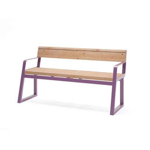 Banc Public Amager à Dossier 3 Places avec Accoudoirs en bois et métal violet sur fond blanc.