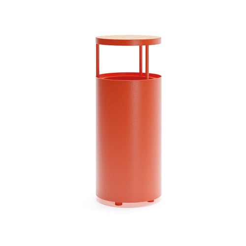 Valby Street Litter Bin in red with a metal cover