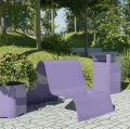 Ørestad Loungebænk i moderne bypark.