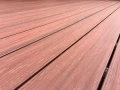 WPC Terrassendielen A10LL8, 2,5 cm dick, 290 cm lang in Holzoptik.